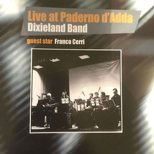 Dixieland Band - Basin Street Blues (Live)
