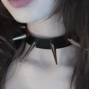 yr queen (feat. weyo)