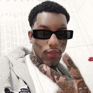 Ela nem precisa disso (feat. Mc Talibã & Mc Diogo) (Explicit)