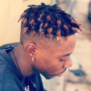 Party Party (feat. Supertos)