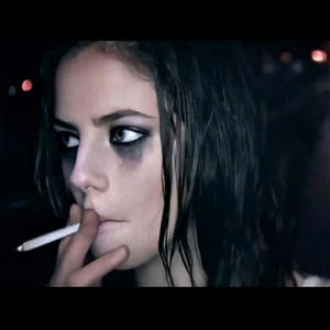 SheSlitsHerWrists&LeanDripsOut