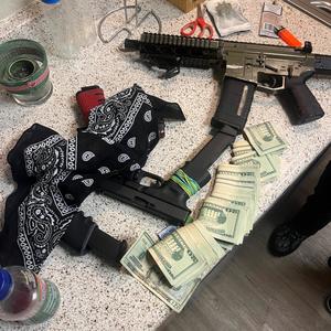 Nichols (feat. lil skeet & Nicholboyoff5th) (Explicit)