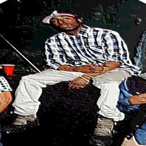 Vibrate (feat. Ghost 5'5 & Jay-two) (Explicit)