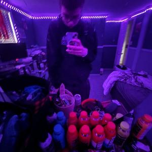 For The Fame (feat. ANTISOSA) (Explicit)
