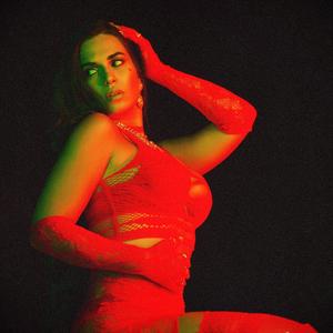 No Pienso En Ti (Explicit)