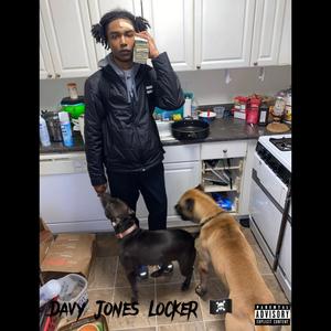 Fanned Out (feat. 10brady) (Explicit)