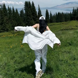 她走了 - Deep In The Shallow End（乐奖曲目）