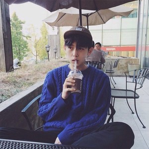 星空下的老房子