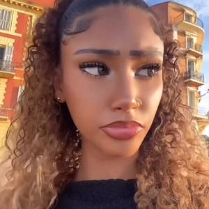 medecin (feat. Zolaa) (Explicit)