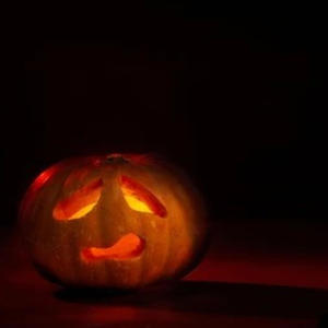 Halloween sin ti (feat. VCENTE OG) (Explicit)