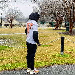 Socially Misfit (feat. Buck Weezy) (Explicit)