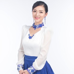 赞歌来自我家乡 (伴奏)