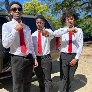 Chicken coupe (feat. Dae Peezy & Dee swavyy) (Explicit)