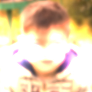 Знает (feat. trapkidd) (Explicit)