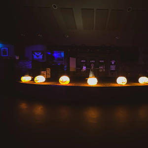 Pleas (feat. Damon Malakkii)