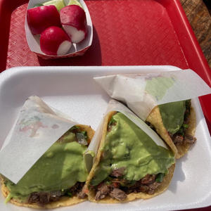 tres tacos asada (let em know)