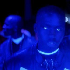 Motion(feat. Von Banxy) (Explicit)