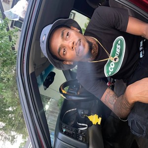 Ima hippie (Explicit)