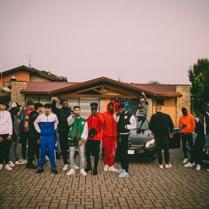 MANCA POCO (Explicit)