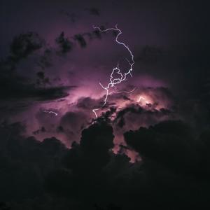 Əsəbiyəm(feat. Asems)