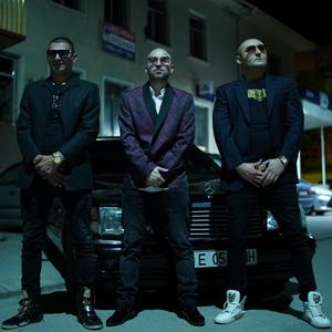 Очи очи / Ochi Ochi (feat. Honn Kong)