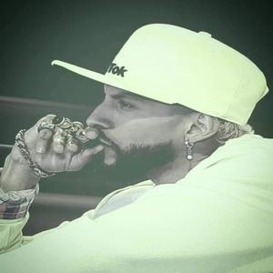 La Niña Buena (feat. Bobby El Famosito)