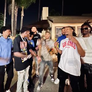 4-Peat (feat. Jiggyman, Crax & SRTrev) (Explicit)