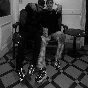 SALGO A LA CALLE (feat. Tantte) (Explicit)