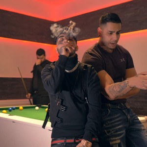 Slávu nechci(feat. Mic Stoned)