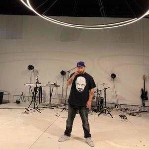 Oro & Plata (feat. Pepe Cantarell & miguel spack)