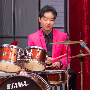 不再见