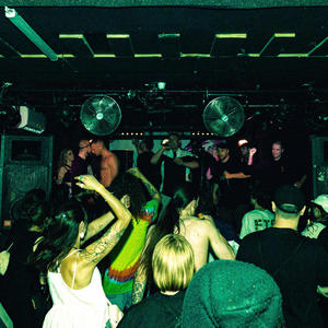 Junkie Rain (feat. Wara & Gugas)