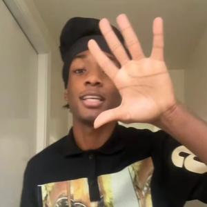 must b a curse (feat. viss & damnhecold556) (Explicit)