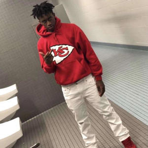 WALKING MAZE (feat. SIX8 & TAYEBOOG) (Explicit)