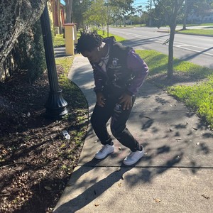 Biggest fivee (feat. 1kazzo) (Explicit)