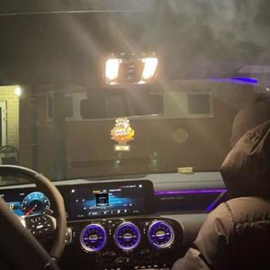 locazo (feat. Mollyxsosa & knavf) (Explicit)