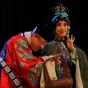 评剧（杨乃武与小白菜）多谢你来把我解劝 - 闪电封面