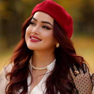 Гүлдү кармап