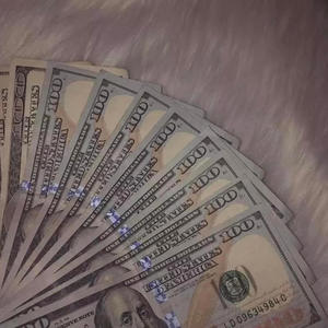 Paper Cha$e (feat. Brassthebeauty & Wavykim) (Explicit)