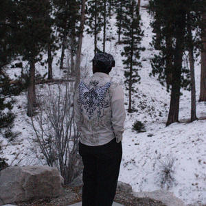 Free Living (feat. DUVV) (Explicit)