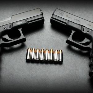 Just listen(feat. Bammbino Reckless) (Explicit)