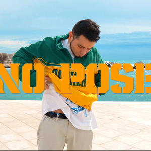 No pose (Explicit)