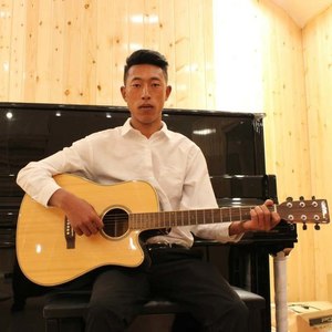 凉山诺苏 (伴奏)