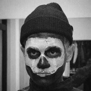 bonus (mainstream|Explicit)