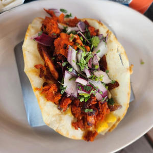 OVI GO - QUE RICO (feat. DAIZAK, DJ KIIRE & GABARBIE)