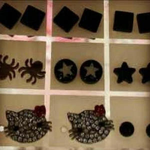 Prada (feat. Gothlovee) (Explicit)