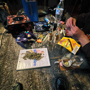 All On Me (feat. Chuck Vibes) (Explicit)