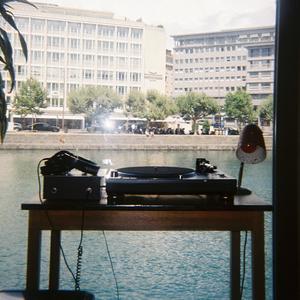 « profite de la vie » (feat. Elmaa, Klud & Appa) (Explicit)