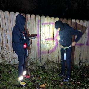 Use Yo Feet (Explicit)