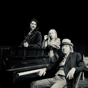 I Heard You Calling (feat. Maeve Smyth)